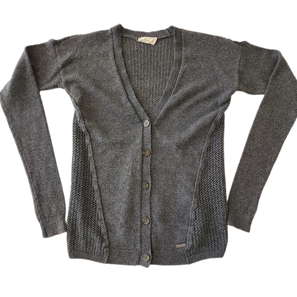 Hollister Grey Knit Sweater Size Small - Picture 2 of 11
